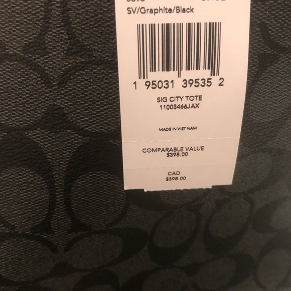 Coach brand new sig city tote black - Picture 8 of 9